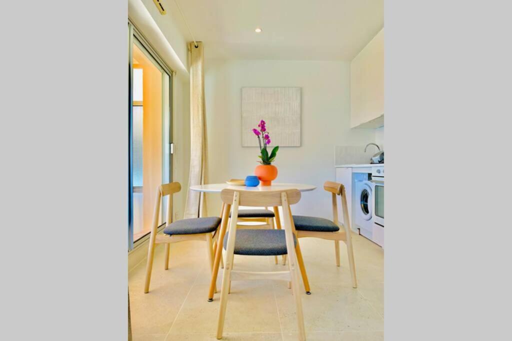 Appartamento Antheor - vue exceptionnelle - refait à neuf 4 couchages Saint-Raphaël Esterno foto