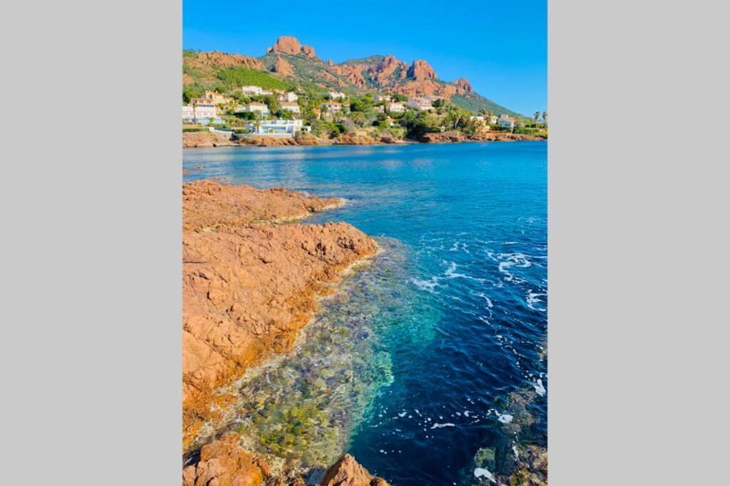 Appartamento Antheor - vue exceptionnelle - refait à neuf 4 couchages Saint-Raphaël Esterno foto