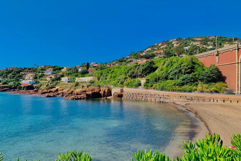 Appartamento Antheor - vue exceptionnelle - refait à neuf 4 couchages Saint-Raphaël Esterno foto